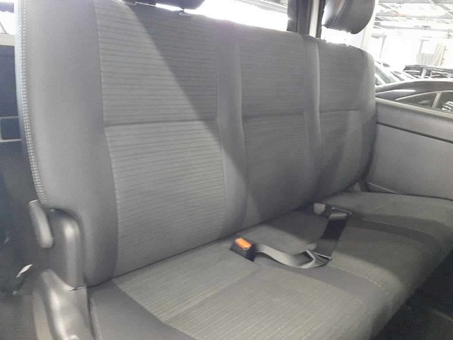 TOYOTA HIACE VAN 2025