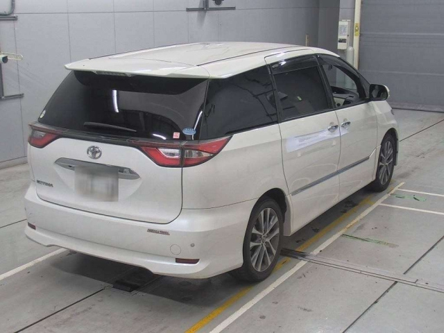 TOYOTA ESTIMA 2018
