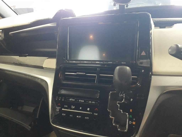 TOYOTA ESTIMA 2018