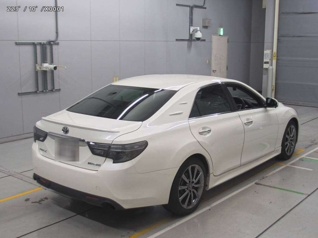 TOYOTA MARK X 2019