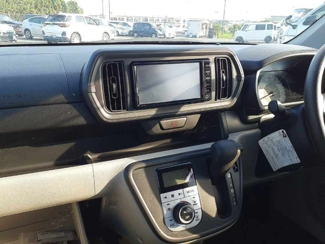 TOYOTA PASSO 2018