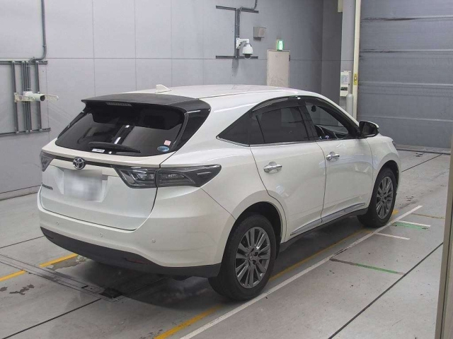 TOYOTA HARRIER 2014