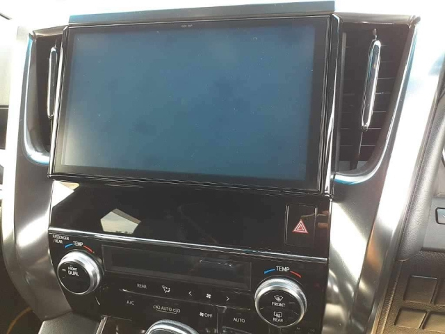 TOYOTA VELLFIRE 2017