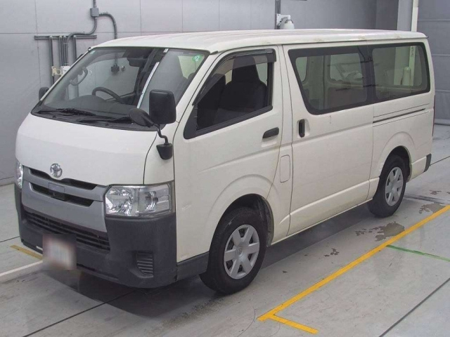 TOYOTA REGIUS ACE VAN 2018