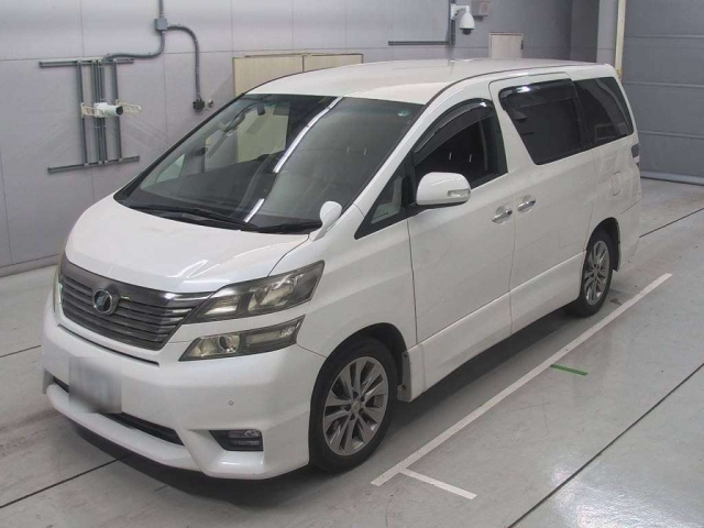 TOYOTA VELLFIRE 2010