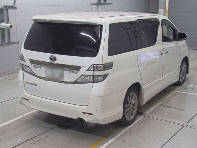 TOYOTA VELLFIRE 2010