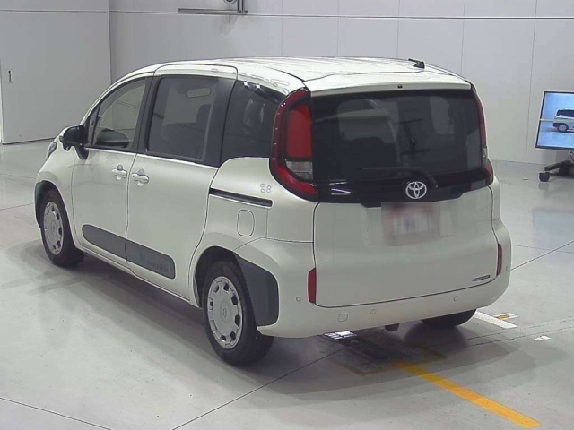 TOYOTA SIENTA 2023