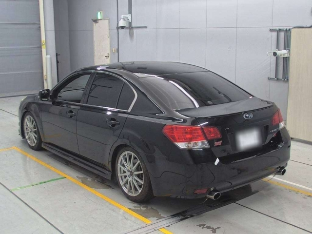 SUBARU LEGACY B4 2010