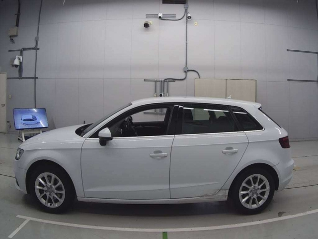 AUDI A3 2015