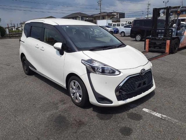 TOYOTA SIENTA 2020