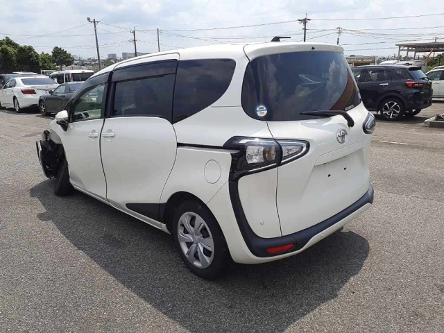TOYOTA SIENTA 2020