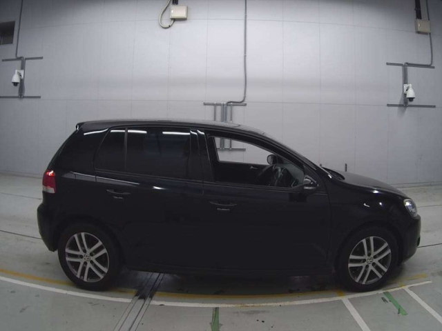VOLKSWAGEN GOLF 2011
