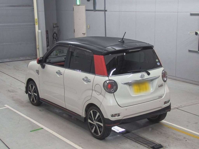 DAIHATSU CAST 2015