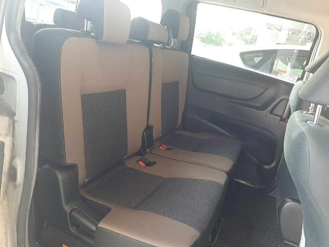 TOYOTA SIENTA 2020