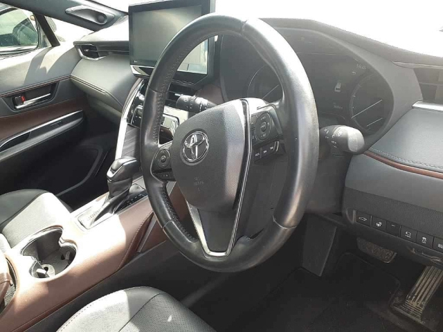 TOYOTA HARRIER 2020