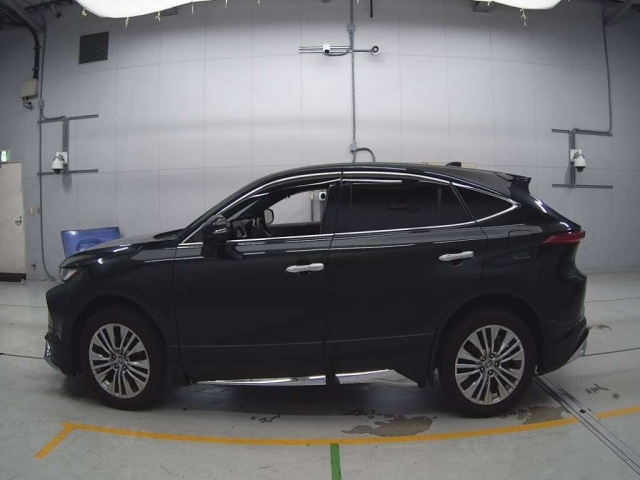 TOYOTA HARRIER 2020