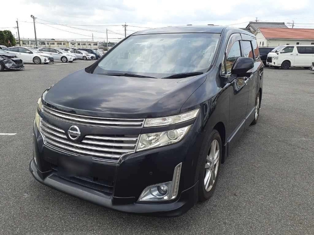 NISSAN ELGRAND 2010