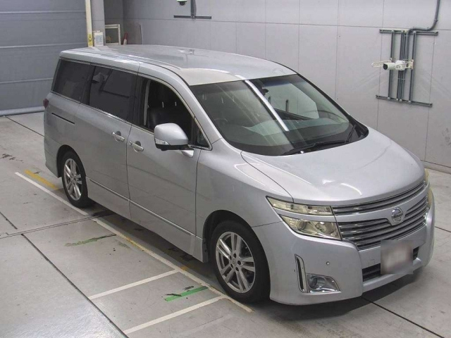 NISSAN ELGRAND 2011