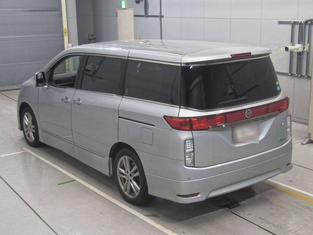 NISSAN ELGRAND 2011