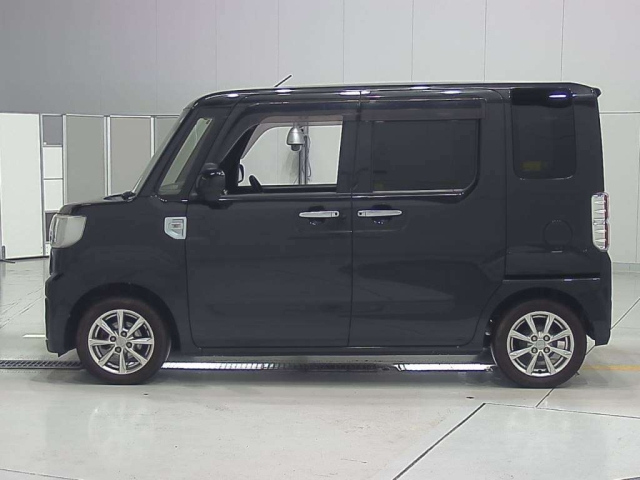 DAIHATSU WAKE 2018