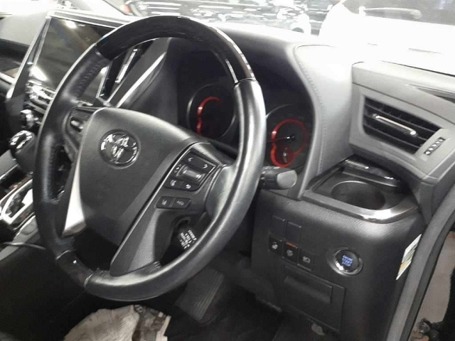 TOYOTA VELLFIRE 2018