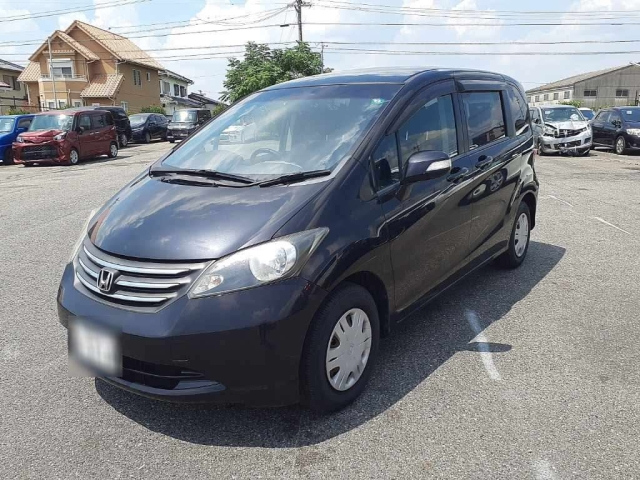 HONDA FREED 2011