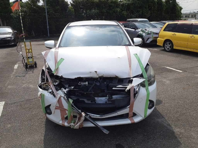 MAZDA DEMIO 2016