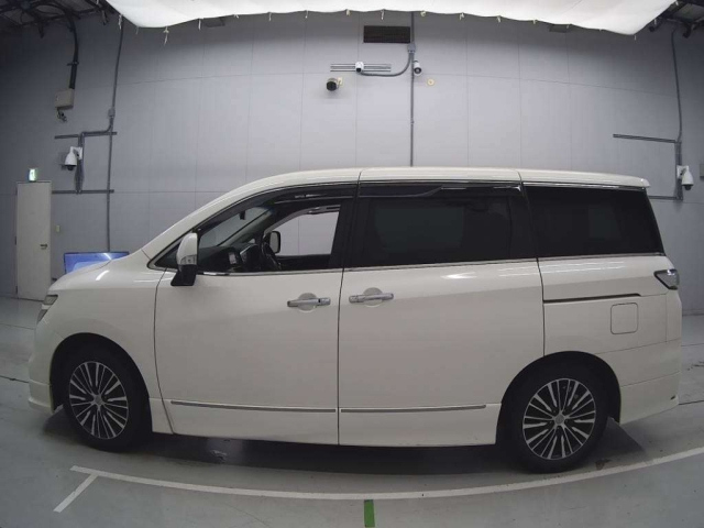 NISSAN ELGRAND 2016
