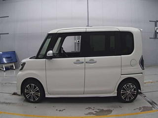 DAIHATSU TANTO 2017