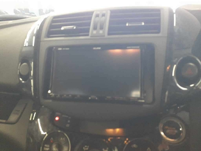 TOYOTA VANGUARD 2011