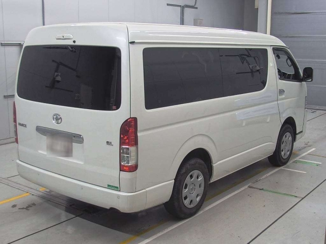 TOYOTA HIACE 2023