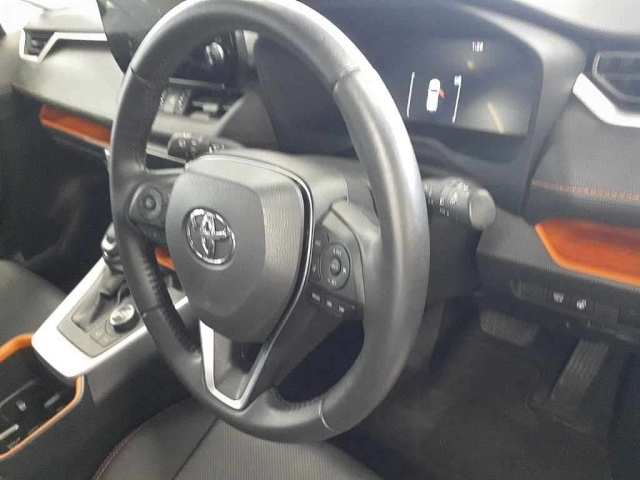 TOYOTA RAV4 2023