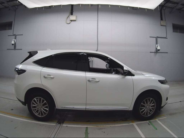 TOYOTA HARRIER 2015