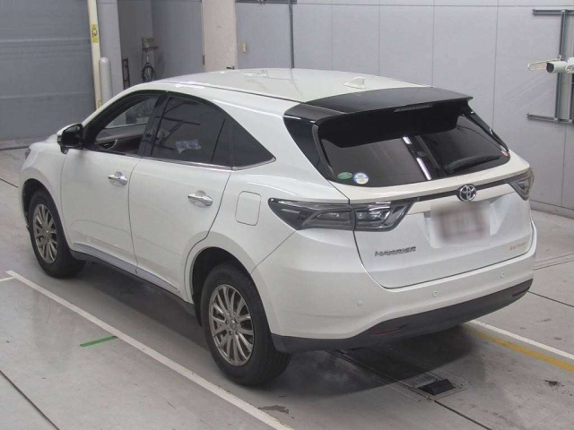 TOYOTA HARRIER 2015