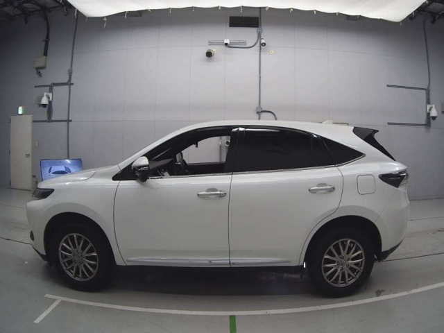 TOYOTA HARRIER 2015