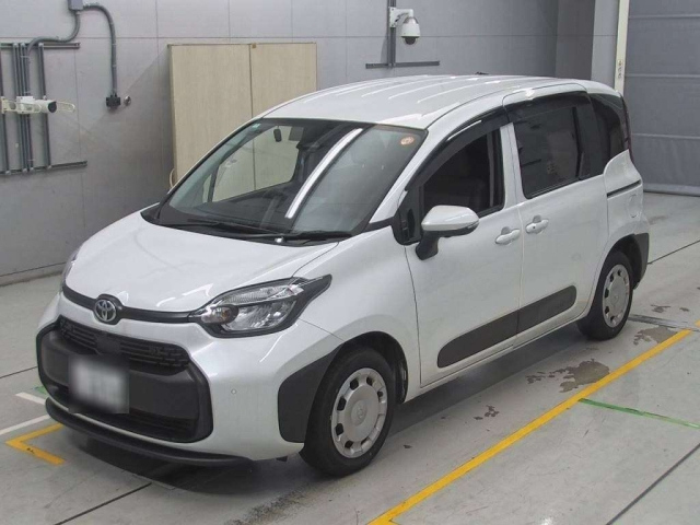 TOYOTA SIENTA 2024