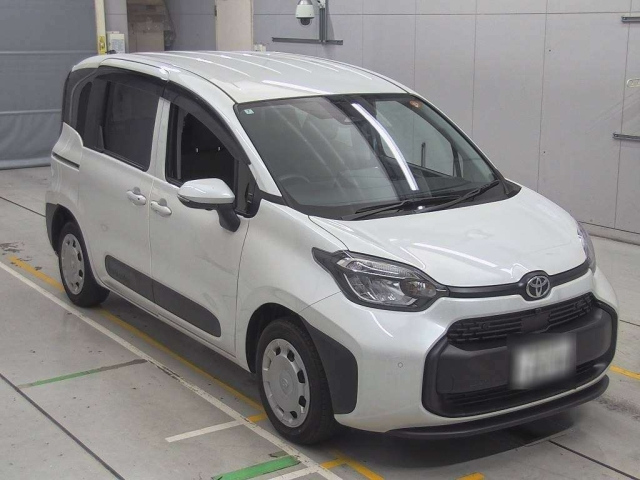 TOYOTA SIENTA 2024