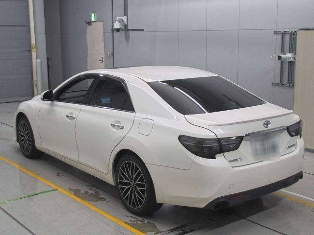 TOYOTA MARK X 2016