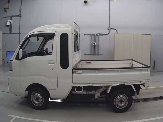 DAIHATSU HIJET TRUCK 2015