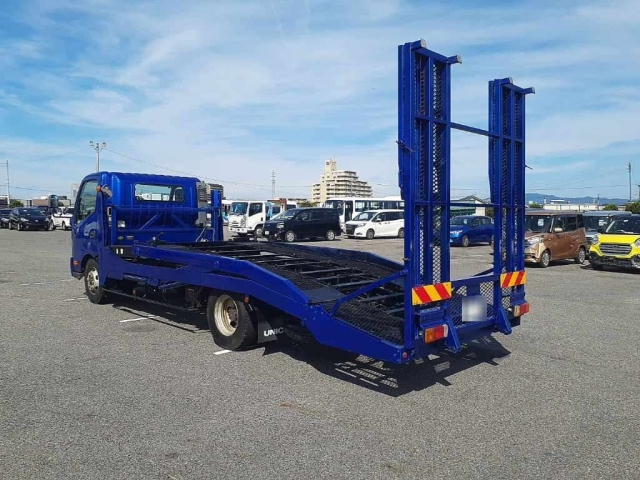 HINO DUTRO 2016