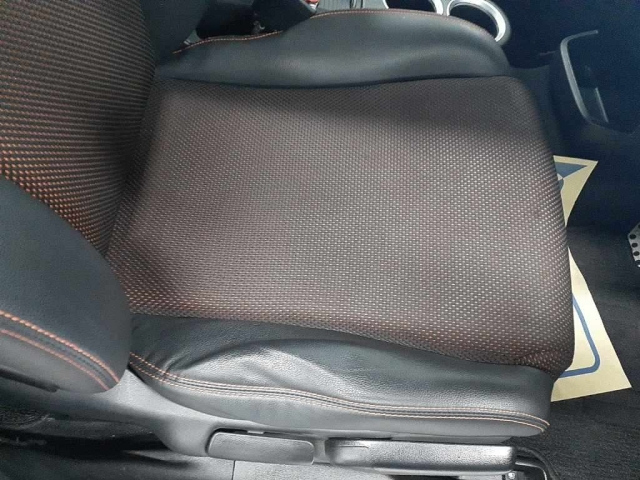 HONDA STREAM 2010