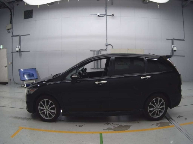 HONDA STREAM 2010
