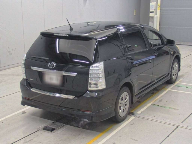 TOYOTA WISH 2008