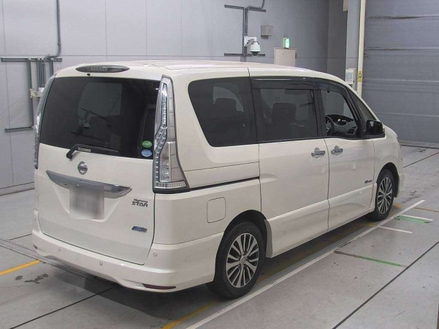 NISSAN SERENA 2015