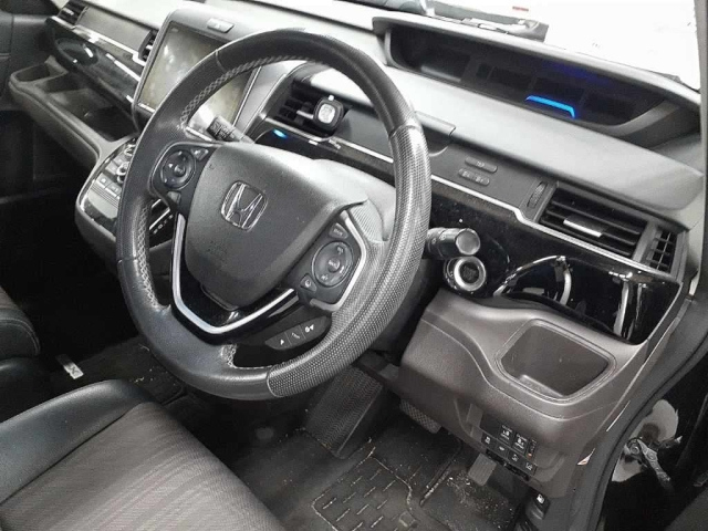 HONDA FREED 2018