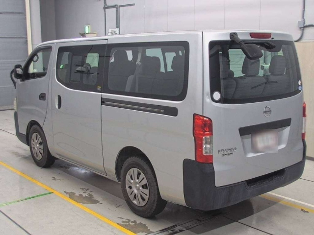 NISSAN CARAVAN 2015