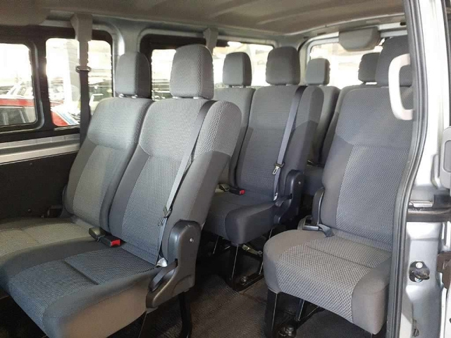 NISSAN CARAVAN 2015