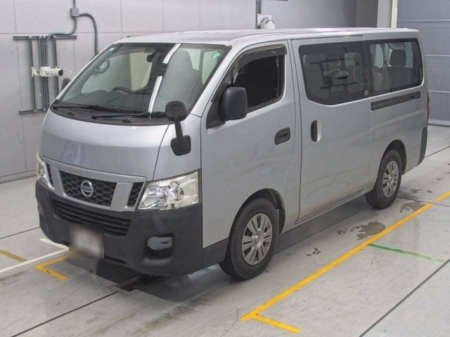 NISSAN CARAVAN 2015