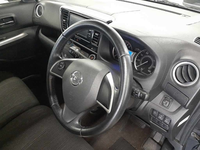 NISSAN DAYZ ROOX 2014