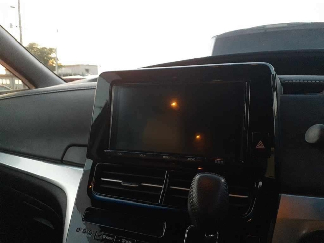 TOYOTA ESTIMA HYBRID 2017